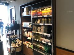 -星巴克(香港国际机场44号闸店)