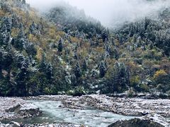 -亚拉雪山风景区