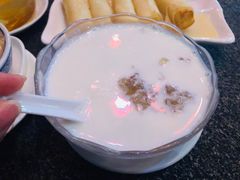 牛奶桃胶-周大娘牛乳(旧寨古村总店)