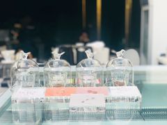 -UNI UNI(环亚凯瑟琳店)