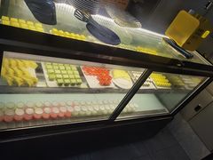 -锤头鲨毛肚海鲜烤肉自助餐厅(国购广场店)