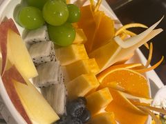 -MONICH牛排融合餐厅(和义大道购物中心店)