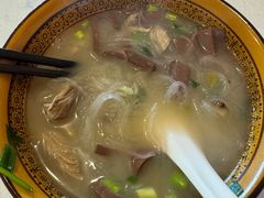 -烤鸭肉夹馍鸭汤店