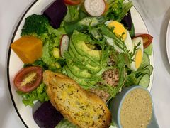 -丽莎沙拉轻食餐厅(国贸店)