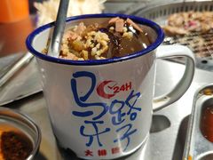 -马路牙子烧烤音乐酒馆(望京店)