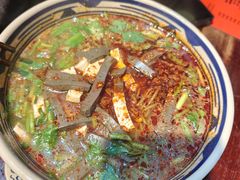 -蓝田九大碗民俗食府(蓝田店)
