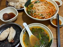 -黄阿姨锅贴大王(万航渡路店)