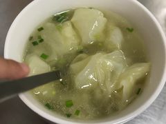 鲜肉泡泡小馄饨-乐惠馄饨店(吴趋坊店)