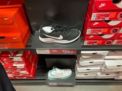 -NIKE北京马连道换季优惠店
