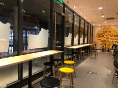 用餐区-麦当劳(石家庄北国店)