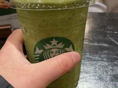 -星巴克臻选(南京金茂览秀城店)