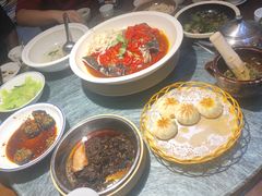 -老长沙湘菜馆(凤凰路店)