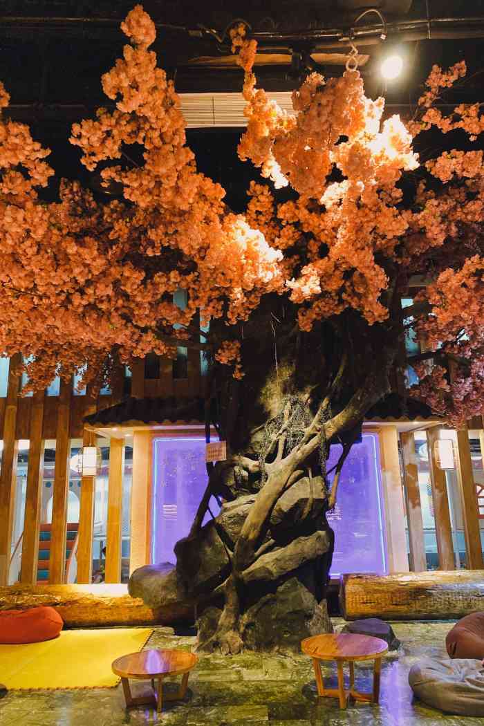 大悦汤城市度假温泉-"终于跟小姐妹一起来了一次汗蒸之旅外观很.