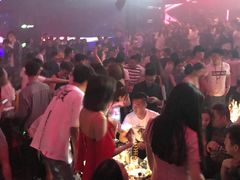 -SPACE(欢乐颂购物中心店)