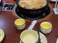 -菌之家·专业纯野生菌火锅·特色炒菌