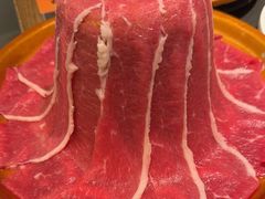-牛YO寿喜烧·铁板烧和牛火锅自助(市府恒隆店)