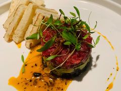 牛肉塔塔配牛油果黑橄榄酱-Solo(衡山路店)