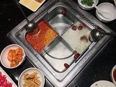 -海底捞火锅鲜切牛肉主题店(长寿路店)
