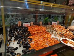 -四海一家自助餐(益田假日广场店)