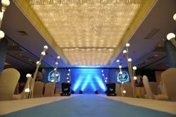 -HY小曼wedding·TOPYOUNG团队