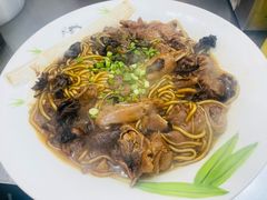 -老码头黑皮肘子锅包肉熏酱水饺(文政街店)