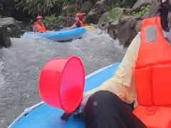 -虎啸峡漂流