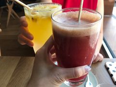 蔓越莓蓝莓苏打-BOR Eatery(安福路店)