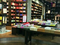 -新华书店白鹿书肆(市府路店)