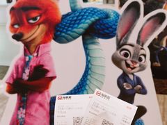 -中影佰纳国际影城DMAX(花都广百广场店)