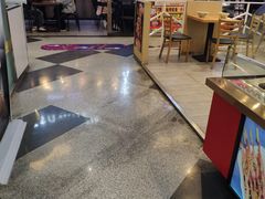 -鹿客西街(欧乐时尚广场店)