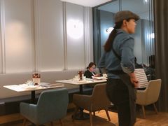 -港丽餐厅(高德置地店)