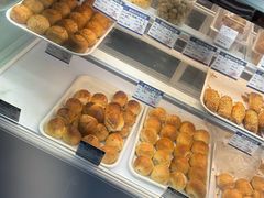 -白玉兰食品(中山公园龙之梦店)