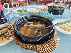 鸡煲-老东阳·外婆菜(横店店)