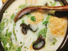 -麦麦山云南菜(复地活力城店)
