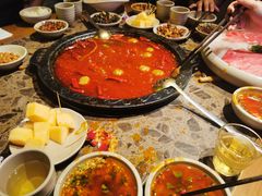 -舒家大院重庆老火锅(纪念塔店)