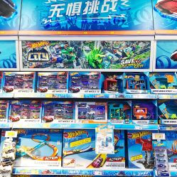 -玩具反斗城(正大广场店)