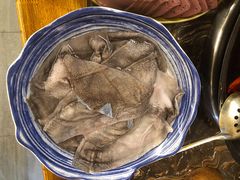 屠宰场鲜毛肚-艾嬢七八九老火锅(37年李子坝店)