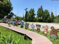 -田园东方蜜桃村的田野营地