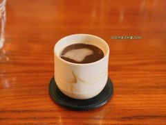 -Be Lived Cafe比例咖啡(摩天轮店)