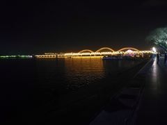 -人民防洪胜利纪念塔