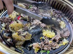 -牛鲜盛齐齐哈尔烤肉(曹路店)