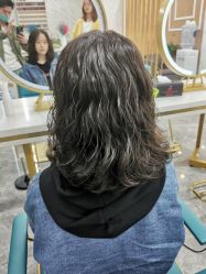 点击看大图 -摩登时尚烫染定制专家