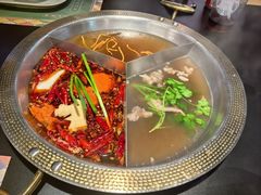 -廖掌柜·重庆鲜货火锅(上海首店)