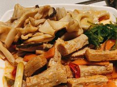 -海底捞火锅(长宁路龙之梦店)