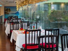 -深圳富苑皇冠假日套房酒店