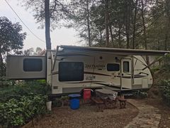 -客乐得玉峰山房车营地