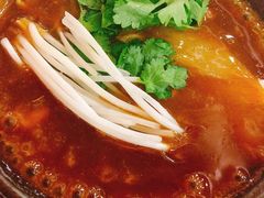 -新加坡泰园村酒楼直营(新华路店)