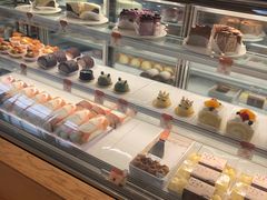 面包甜点陈列柜-西村叔叔的店·面包·甜品·蛋糕(清河万象汇店)
