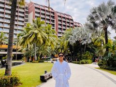 -三亚湾海居铂尔曼度假酒店