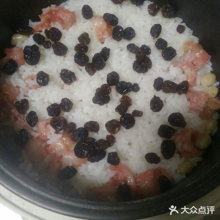 营养丰富儿童餐之广式腊肠糯米饭